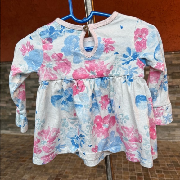 Burt’s bee Floral top - Blue and Pink - Picture 2 of 3